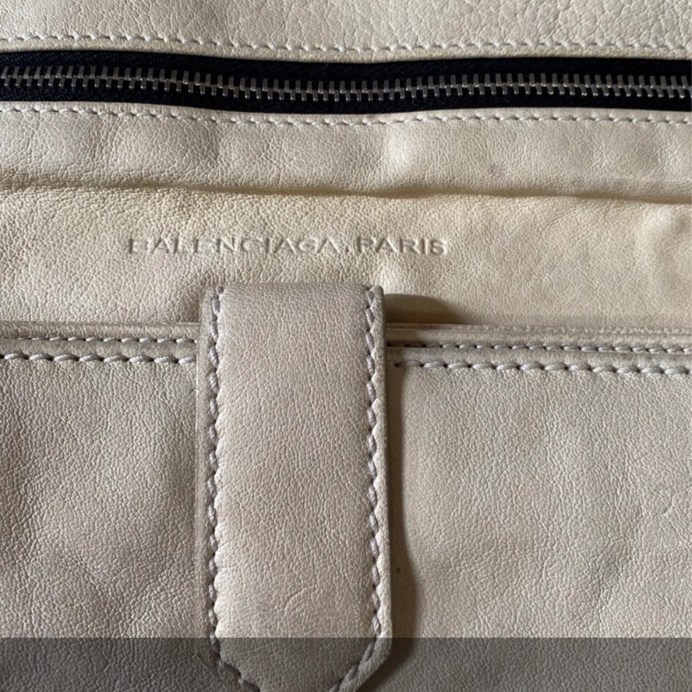 Vintage Balenciaga Cream/Tan Leather Clutch - Picture 2 of 9